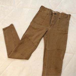 Hollister Skinny Khaki Cargo Pants